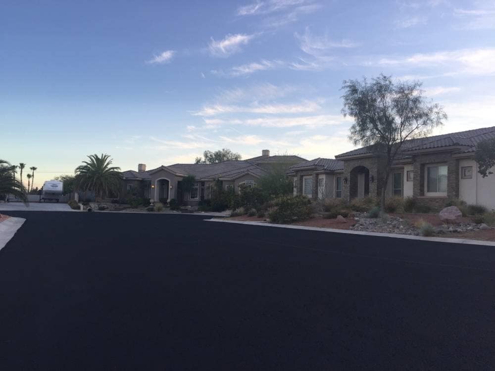 residential Asphalt Sealcoating