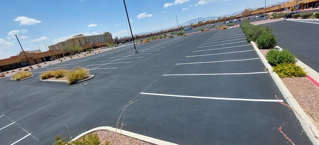 End Season Tips From Local Asphalt Sealcoating Companies